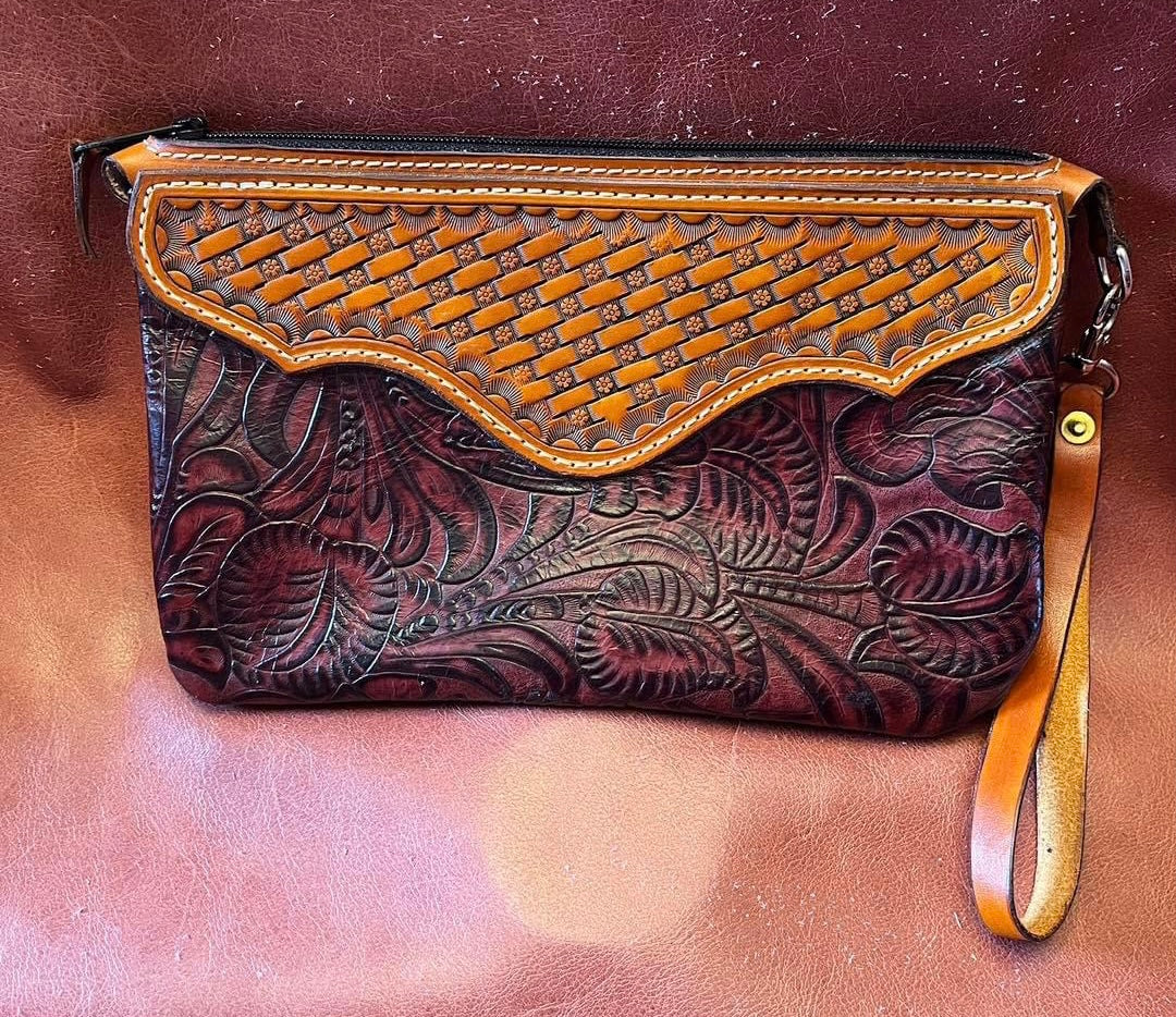 Women’s Wristlet Purse
